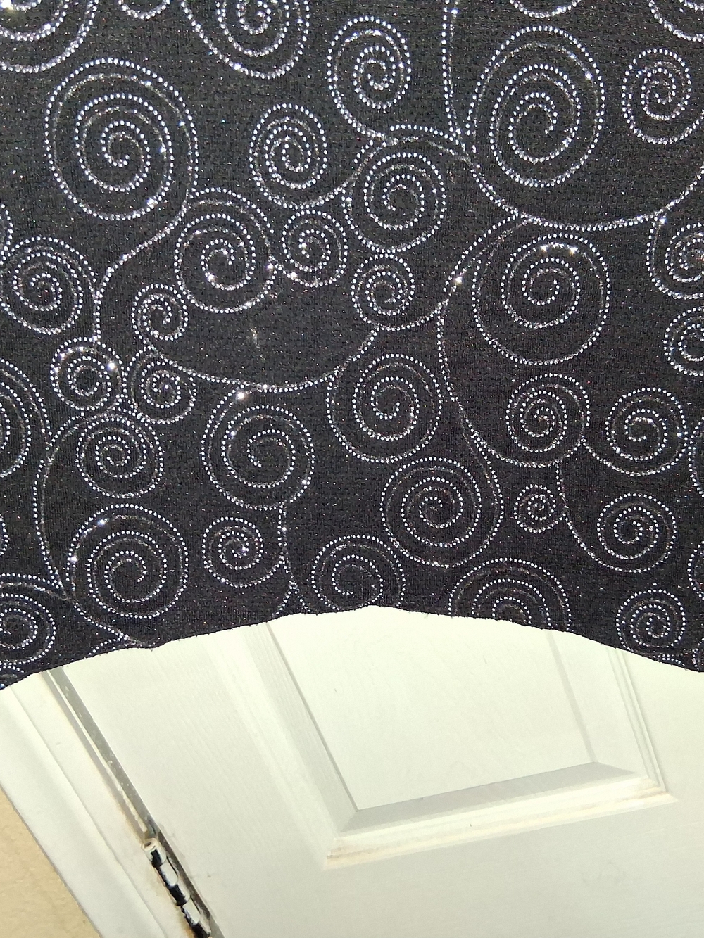 Dressbarn COLLECTION Black Sparkle Swirl Cap Sleeve Top - Picture 7 of 13